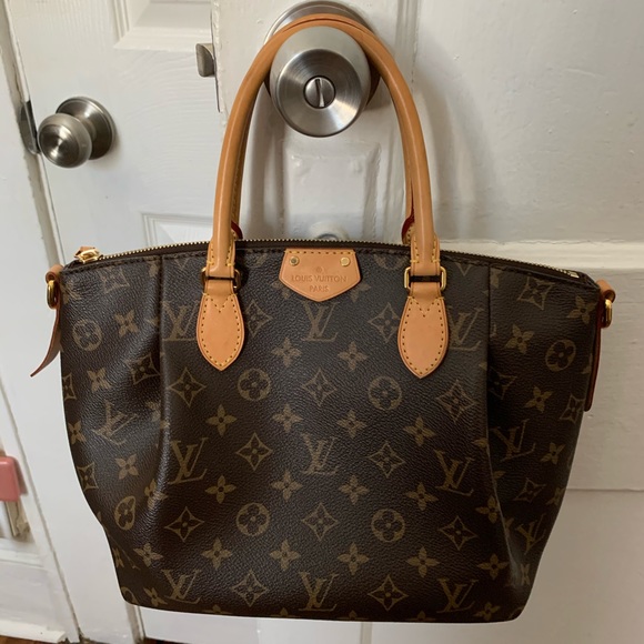 louis vuitton zipper crossbody